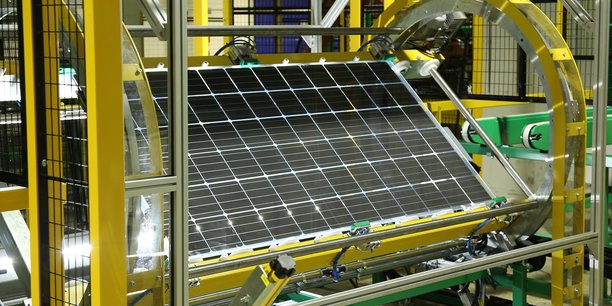 En agrandissant son usine sicilienne 3Sun, Enel Green Power, va devenir numéro un européen de la fabrication de panneaux photovoltaïque devant celle que le groupe suisse Meyer Burger a installée dans l'est de l'Allemagne.