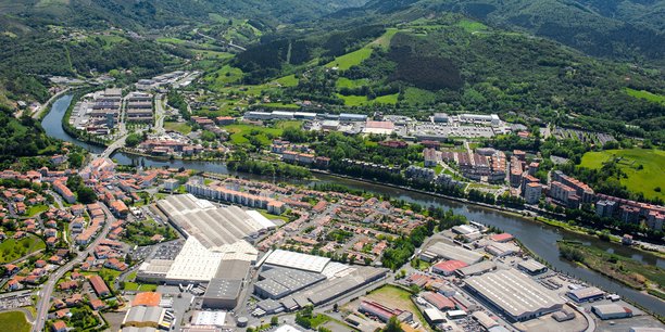 L'usine de Sokoa au Pays basque.