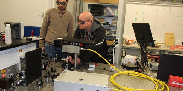 Un module pour des déports de puissance de lasers dans le micro-usinage, principal marché de deeptech GLOphptonics, basée à Limoges.