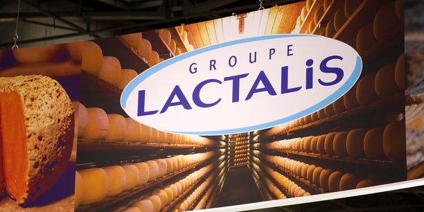 Avec plus de 28 milliards d'euros de chiffre d'affaires en 2022, Lactalis a détrôné un autre mastodonte, Danone, comme leader français de l'agroalimentaire et intégré le top 10 mondial du secteur.