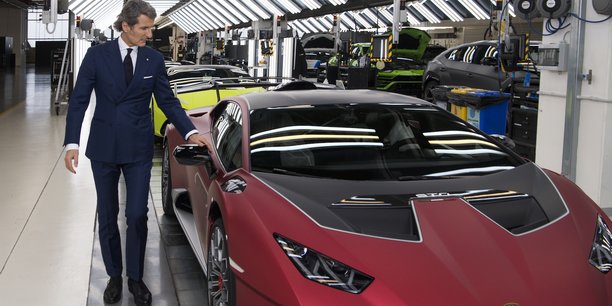 L'usine de Sant'Agata Bolognese a produit près de 10.000 voitures en 2022.