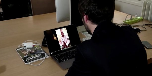 Le journaliste francais olivier dubois, otage au mali, apparait en video[reuters.com]