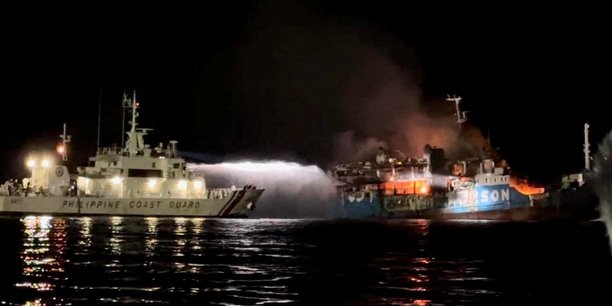 Passenger ship catches fire off basilan[reuters.com]