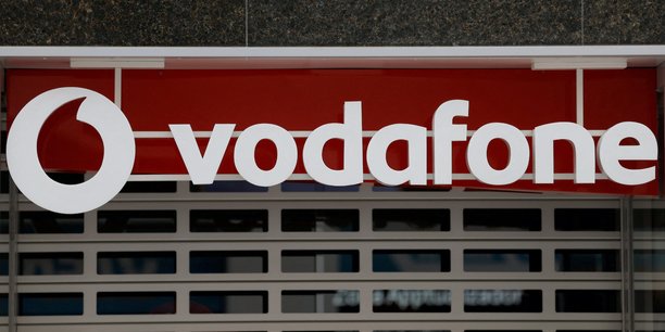 Présent en Allemagne, en Italie, en Espagne et au Royaume-Uni, Vodafone souffre, de manière générale, d'une très forte concurrence qui entretient des guerres de prix, et ce, dans un contexte de forts investissements dans les réseaux.