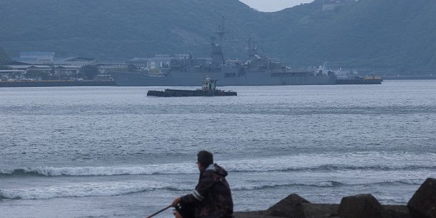 Des exercices à tirs réels se tiendront lundi dans le détroit de Taïwan à proximité des côtes du Fujian (est), la province qui fait face à l'île, ont par ailleurs indiqué les autorités maritimes locales.