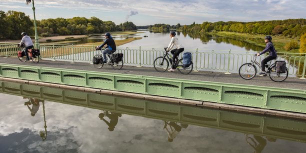 La Loire à vélo, l’un des axes phares de la région pour élargir la saison touristique en Centre-Val de Loire.