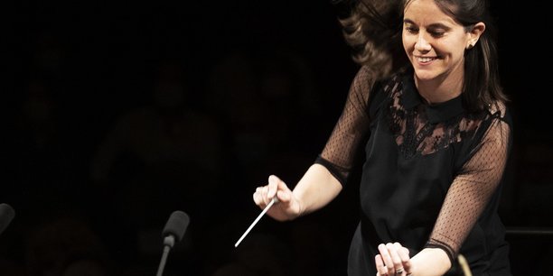 Chloé Dufresne dirigera l'orchestre national de Montpellier le 28 juillet lors d'un grand concert gratuit donné sur l'esplanade de l'Europe.