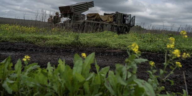 Photo de soldats ukrainiens pres de la ville d'avdiivka, ukraine[reuters.com]