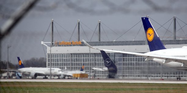 Un avion lufthansa a l'aeroport de munich[reuters.com]