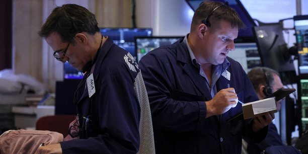 Les traders travaillent a la bourse de new york (nyse)[reuters.com]