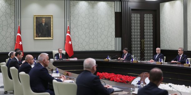 Le president turc tayyip erdogan preside une reunion du cabinet[reuters.com]