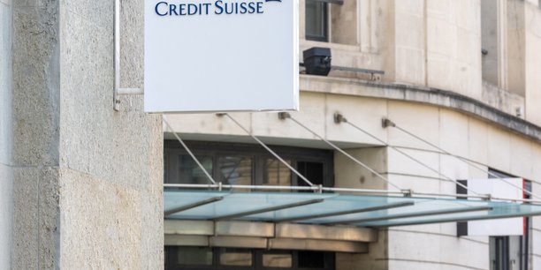 Photo du logo de credit suisse et d'ubs a geneve[reuters.com]