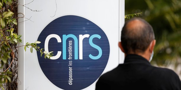 Le logo du cnrs[reuters.com]