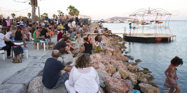 Le festival de Thau, qui se déroule jusqu'au 23 juillet sur le port de Mèze et autour du bassin de Thau, se revendique « événement éco-responsable ».