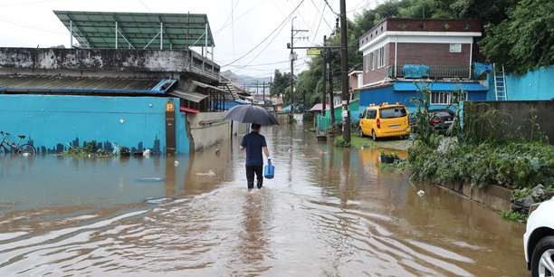 Au moins 22 personnes sont décédées et 14 autres sont portées disparues après  des pluies torrentielles
