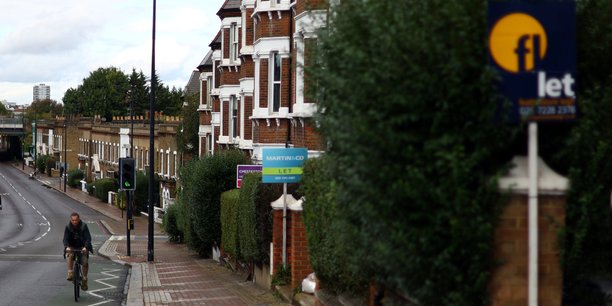 Les taux élevés devraient entraîner un recul des prix immobiliers au Royaume-Uni et apporter un coup de pouce aux primo-accédants à la propriété.