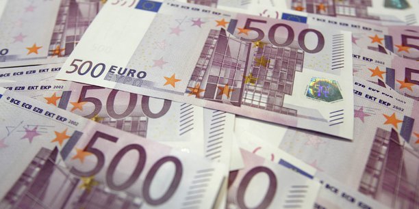 La Banque de France avait déjà observé un recul substantiel de 14,1 milliards d'euros les trois mois précédents.