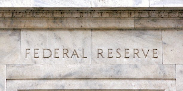 Malgré les mises en garde de Jerome Powell, le président de la Réserve fédérale, le consensus table à nouveau sur une baisse des taux d'ici l'été.