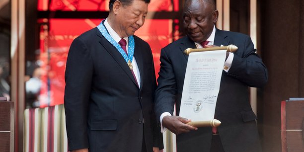 Le président chinois, Xi Jinping, et son homologue sud-africain, Cyril Ramaphosa, en marge du sommet des Brics ce mardi 22 août.