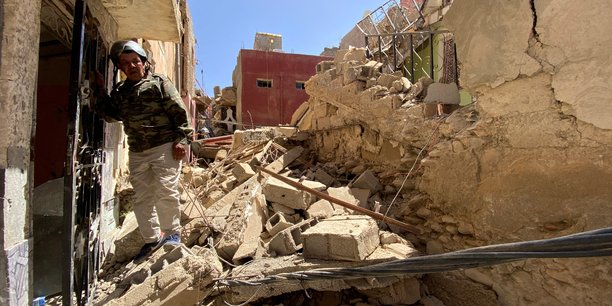 Le chef du gouvernement marocain, Aziz Akhannouch, a assuré lundi lors d'une consacrée à la reconstruction des logements détruits dans les zones sinistrées que les citoyens touchés « recevront des indemnités (...), une offre claire sera annoncée prochainement ».
