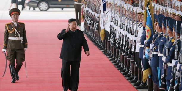 La dissolution de plusieurs agences œuvrant pour la réunification, maigres contacts entre les deux pays faisant office de relations diplomatiques, a été approuvée par le parlement nord-coréen (photo d'illustration).