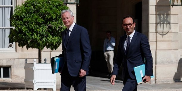 Le ministre de l'Economie Bruno Le Maire et celui des Comptes Publics Thomas Cazenave.