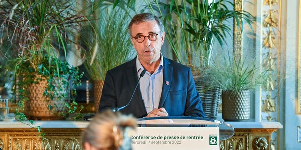 Trois ans après son élection, 59 % des Bordelais interrogés par l'IFOP se disent satisfaits du maire écologiste Pierre Hurmic.