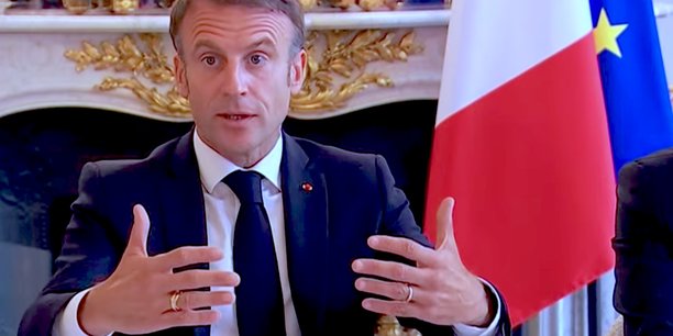Emmanuel Macron promet des choix décisifs pour l'Europe