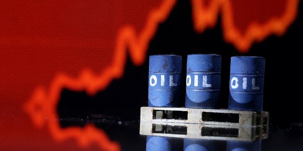 Le pétrole fait face au contexte économique morose qui touche de nombreux pays.