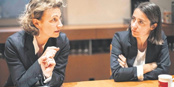 À gauche, Marylise Léon, secrétaire générale de la CFDT ; à droite, Sophie Binet, secrétaire générale de la CGT, mardi au siège de la CFDT.