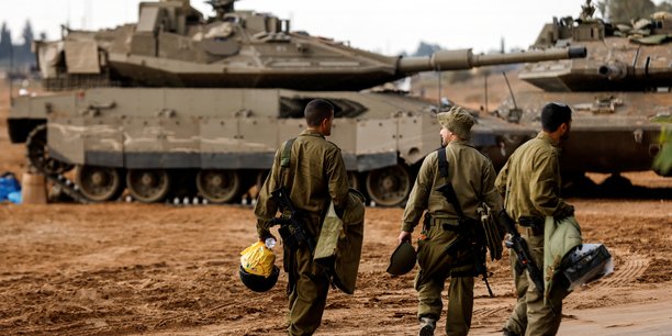L'armée israélienne n'attend plus que le feu vert du gouvernement pour lancer son offensive terrestre à Gaza.