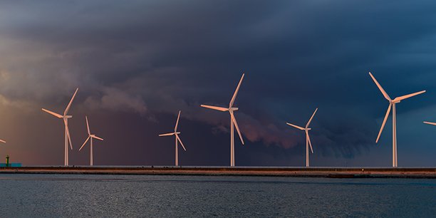 La capacité éolienne totale installée sur mer et sur terre en UE doit passer de 204 GW l'an dernier à plus de 500 GW en 2030. Soit une augmentation de 37 GW par an, contre seulement 16 GW supplémentaires en 2022.