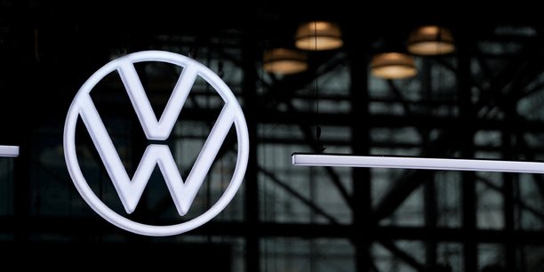 Volkswagen emploie près de 40.000 employés administratifs.