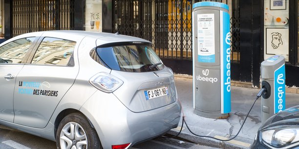 Automobile : près des deux tiers des Français ne croient pas à la voiture  électrique pour la transition écologique