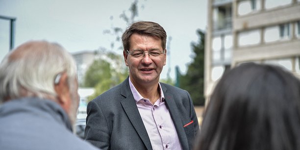 L'ex-maire (Divers gauche) de Dunkerque (Nord) est ministre du Logement depuis juillet 2023. Patrice Vergriete est resté président de la communauté urbaine de Dunkerque.