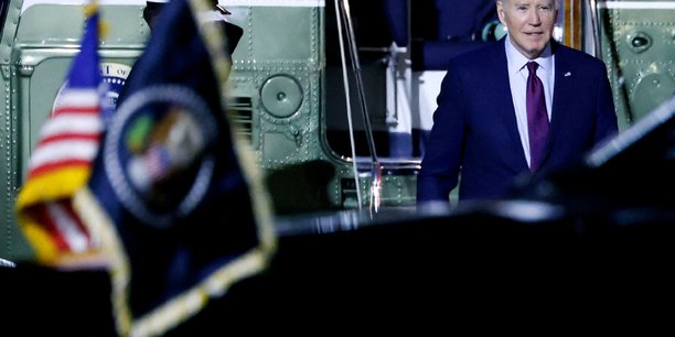 Le president americain joe biden debarque de marine one a la base aerienne du delaware[reuters.com]