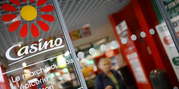 Carrefour va reprendre 25 des 288 hypermarchés et supermarchés déjà revendus par Casino à Intermarché.