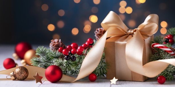 Idées cadeaux femme Noël 2023 - 50 coffrets beauté à offrir !