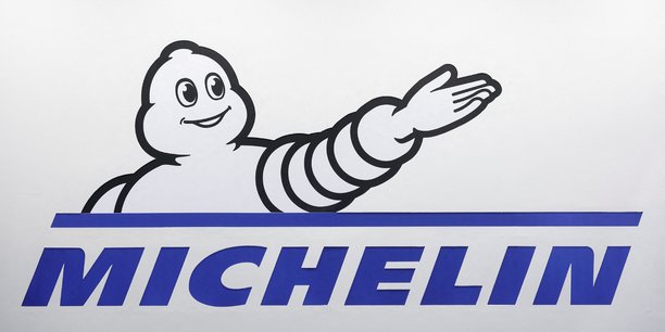 Photo d'archives du logo de michelin[reuters.com]