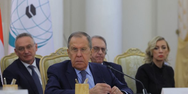 Le ministre russe des affaires etrangeres serguei lavrov participe a une reunion a moscou[reuters.com]