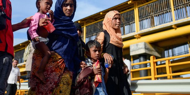 Des musulmans rohingyas arrivent en indonesie[reuters.com]