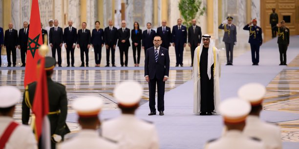Mohammed VI et le Sheikh Mohammed Ben Zayed Al-Nahyane à Abu Dhabi le 4 Décembre 2023