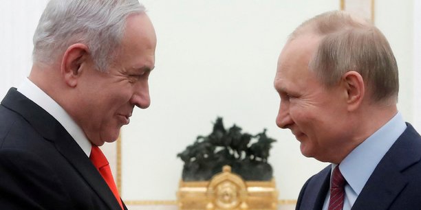 Benjamin netanyahu et vladimir poutine a moscou[reuters.com]