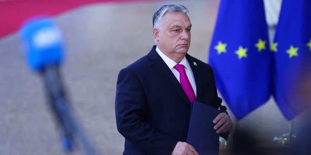Sur le réseau social X, le Premier ministre hongrois, Viktor Orban, a ainsi résumé sa nuit : « veto pour des fonds supplémentaires à l'Ukraine ».