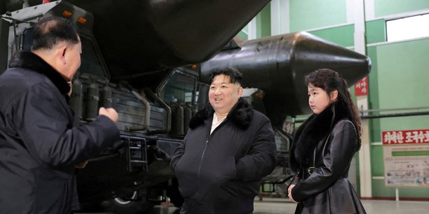 Kim Jong Un, le dirigeant de la Corée du Nord, prépare sa fille adolescente à prendre sa suite.