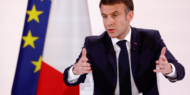 « Nous ne pouvons pas être celui qui réglemente le plus et investit le moins », a déclaré Emmanuel Macron en parlant de l'Union européenne