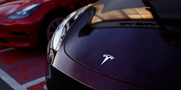 Tesla a délivré un peu plus 1,85 million de véhicules électriques cette année dans le monde, en hausse de 35 % par rapport à l'année dernière.