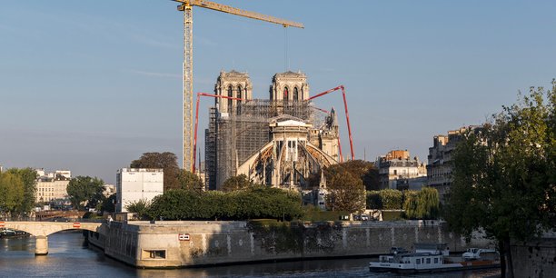Dès le lendemain de l’incendie survenu en avril 2019, Joly location s’est engagée dans la reconstruction de Notre-Dame de Paris