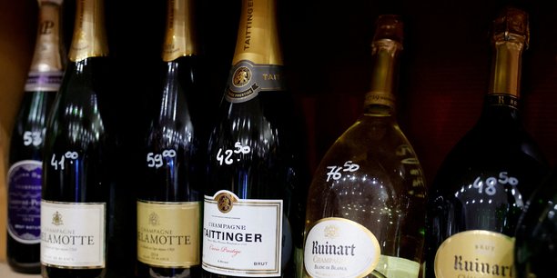 Photo d'archives des bouteilles de champagne[reuters.com]