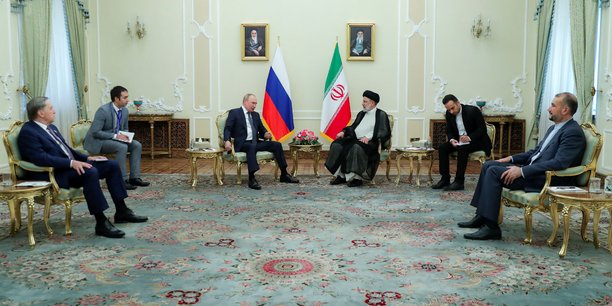 Photo d'archives du president russe, vladimir poutine, lors de la rencontre avec le president iranien, ebrahim raisi a teheran[reuters.com]